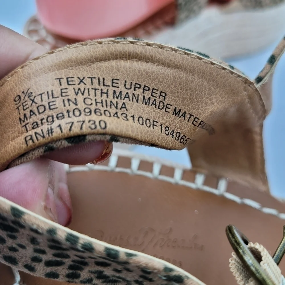 Universal Thread Dalmatian Espadrille Platform Sandals